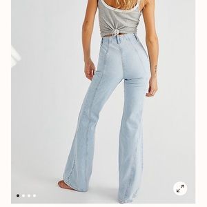 🔻SOLD🔻NWT Free People Florence Flare Jean